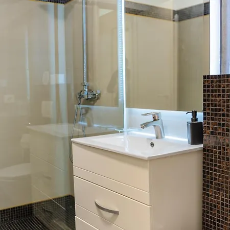 Apartment Herastrau Haven With Pool And Fitness Center Bucharest